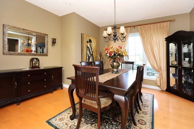 2250 Kean Hill Dr, House detached with 4 bedrooms, 3 bathrooms and 13 parking in Milton ON | Image 6