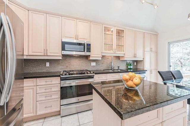 62 Greencroft Cres, House detached with 3 bedrooms, 3 bathrooms and 6 parking in Markham ON | Image 38