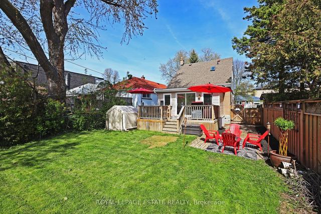 86 Sharpe St, House detached with 2 bedrooms, 2 bathrooms and 2 parking in Toronto ON | Image 21