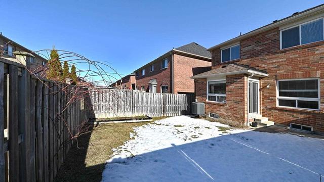 3173 Eclipse Ave, House semidetached with 3 bedrooms, 4 bathrooms and 3 parking in Mississauga ON | Image 20