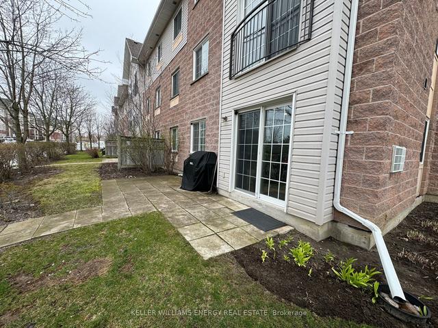 110 - 91 Aspen Springs Dr, Condo with 2 bedrooms, 1 bathrooms and 2 parking in Clarington ON | Image 8