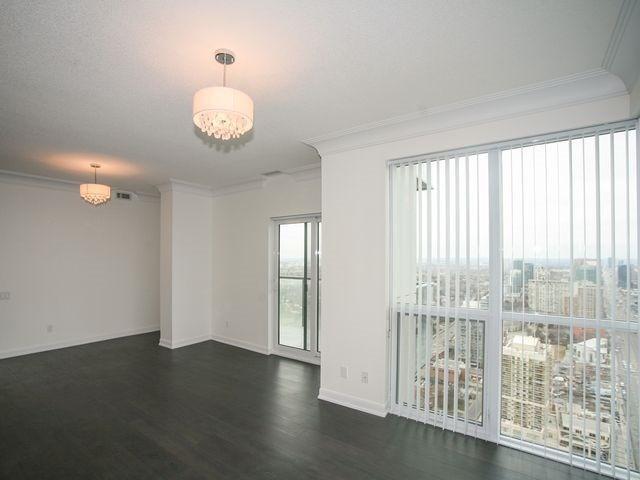 Lph 206 - 5168 Yonge St, Condo with 2 bedrooms, 1 bathrooms and 1 parking in Toronto ON | Image 4
