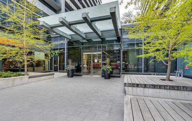 803 - 1030 King St W, Condo with 2 bedrooms, 2 bathrooms and 1 parking in Toronto ON | Image 15