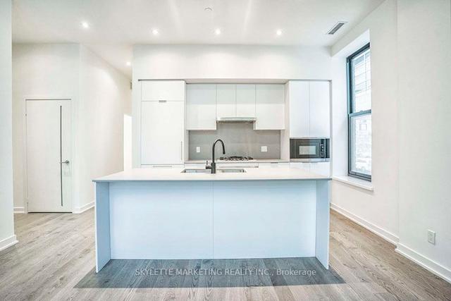 203 - 22 Lombard St, Condo with 2 bedrooms, 2 bathrooms and 1 parking in Toronto ON | Image 40