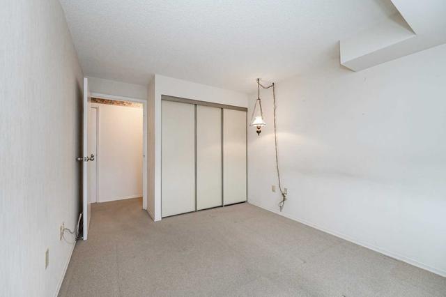 511 - 30 Blue Springs Dr, Condo with 2 bedrooms, 2 bathrooms and 1 parking in Waterloo ON | Image 11
