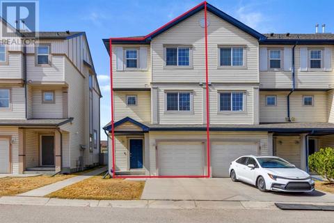 25 Copperfield Court Se, House attached with 2 bedrooms, 2 bathrooms and 2 parking in Calgary AB | Card Image