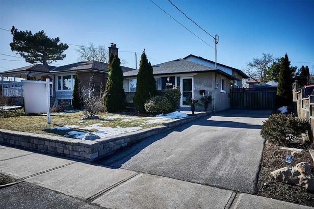 330 Painted Post Dr, House detached with 3 bedrooms, 2 bathrooms and 4 parking in Toronto ON | Image 1