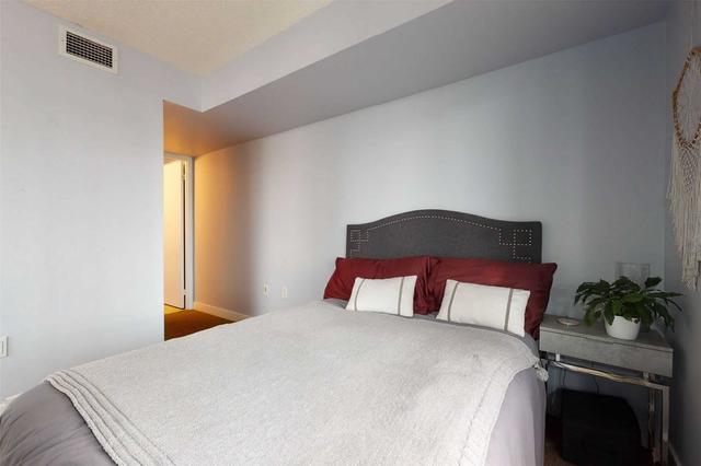 919 - 4k Spadina Ave, Condo with 2 bedrooms, 2 bathrooms and 1 parking in Toronto ON | Image 10