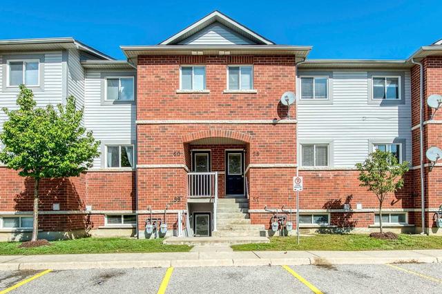 57-245 Ferndale Dr, Townhouse with 3 bedrooms, 2 bathrooms and 1 parking in Barrie ON | Image 1