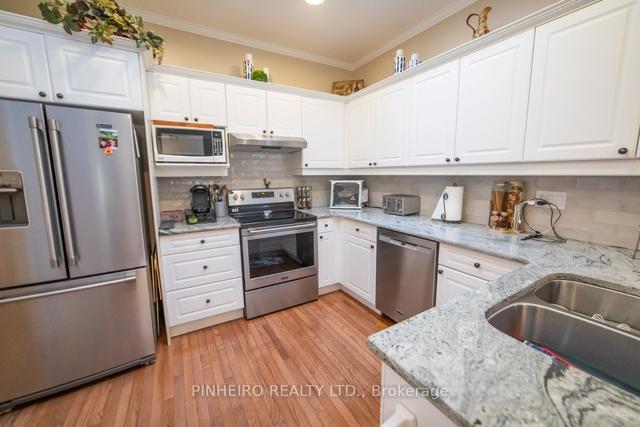 26 - 681 Commissioners Rd W, Condo with 3 bedrooms, 3 bathrooms and 4 parking in London ON | Image 5