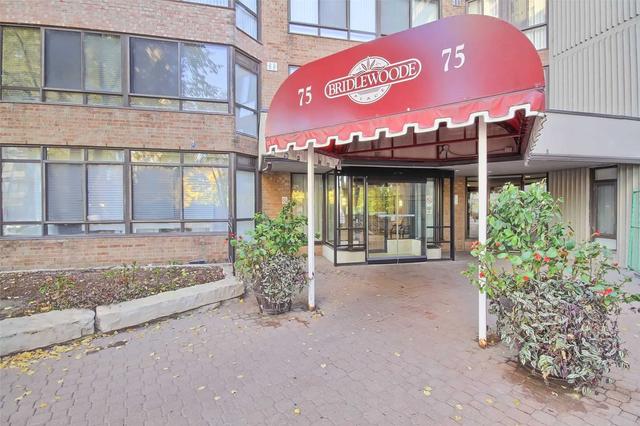 1517 - 75 Bamburgh Circ, Condo with 3 bedrooms, 2 bathrooms and 2 parking in Toronto ON | Image 12