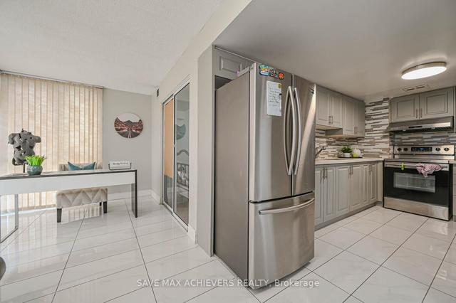 403 - 21 Markbrook Lane, Condo with 2 bedrooms, 2 bathrooms and 1 parking in Toronto ON | Image 14