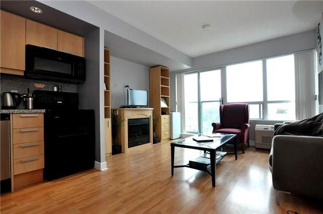 lph11 - 19 Avondale Ave, Condo with 0 bedrooms, 1 bathrooms and null parking in Toronto ON | Image 6
