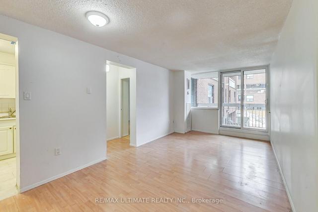 202 - 4064 Lawrence Ave E, Condo with 5 bedrooms, 3 bathrooms and 2 parking in Toronto ON | Image 6