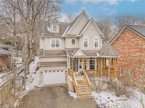 71 King St, House detached with 4 bedrooms, 4 bathrooms and 7 parking in Guelph ON | Card Image