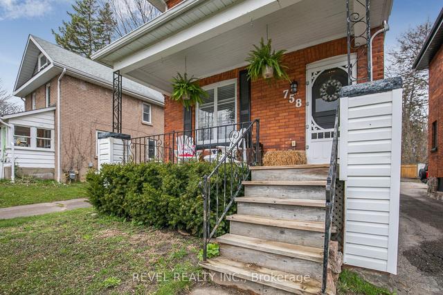 758 Hugel Ave, House detached with 3 bedrooms, 2 bathrooms and 2 parking in Midland ON | Image 18