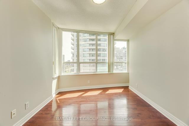 2008 - 23 Hollywood Ave, Condo with 2 bedrooms, 2 bathrooms and 1 parking in Toronto ON | Image 16