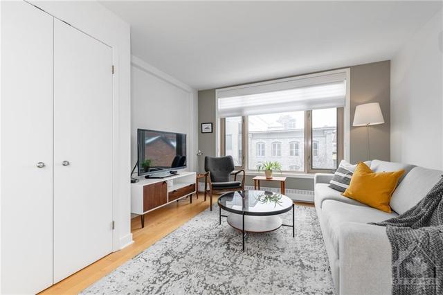 23 - 202 St Patrick Street, Condo with 2 bedrooms, 1 bathrooms and 1 parking in Ottawa ON | Image 9