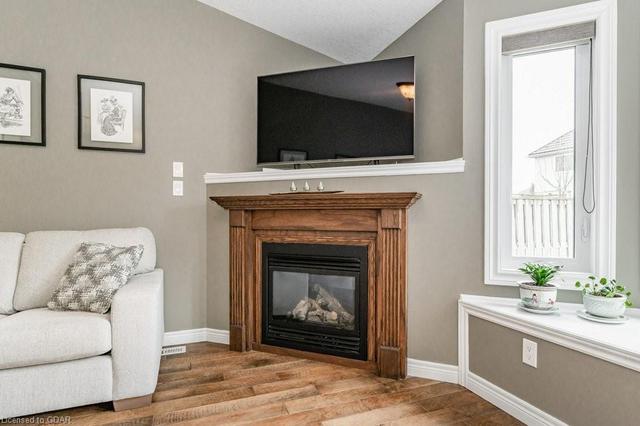 56 Bowen Drive, House detached with 3 bedrooms, 2 bathrooms and null parking in Guelph ON | Image 11