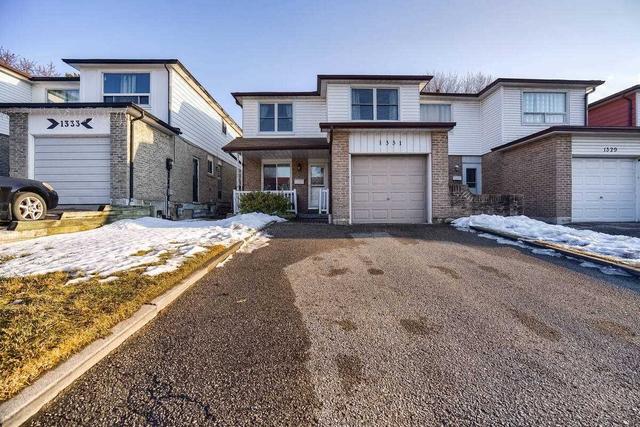 1331 Brands Crt, House semidetached with 4 bedrooms, 3 bathrooms and 4 parking in Pickering ON | Image 25