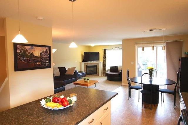 1 - 1900 Hugh Allan Dr, Townhouse with 3 bedrooms, 2 bathrooms and 1 parking in Kamloops BC | Image 4