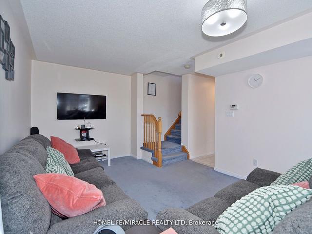 116 - 200 Mclevin Ave, Townhouse with 2 bedrooms, 1 bathrooms and 1 parking in Toronto ON | Image 4