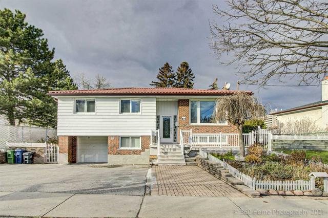 46 Tobermory Dr, House detached with 3 bedrooms, 3 bathrooms and 6 parking in Toronto ON | Image 1