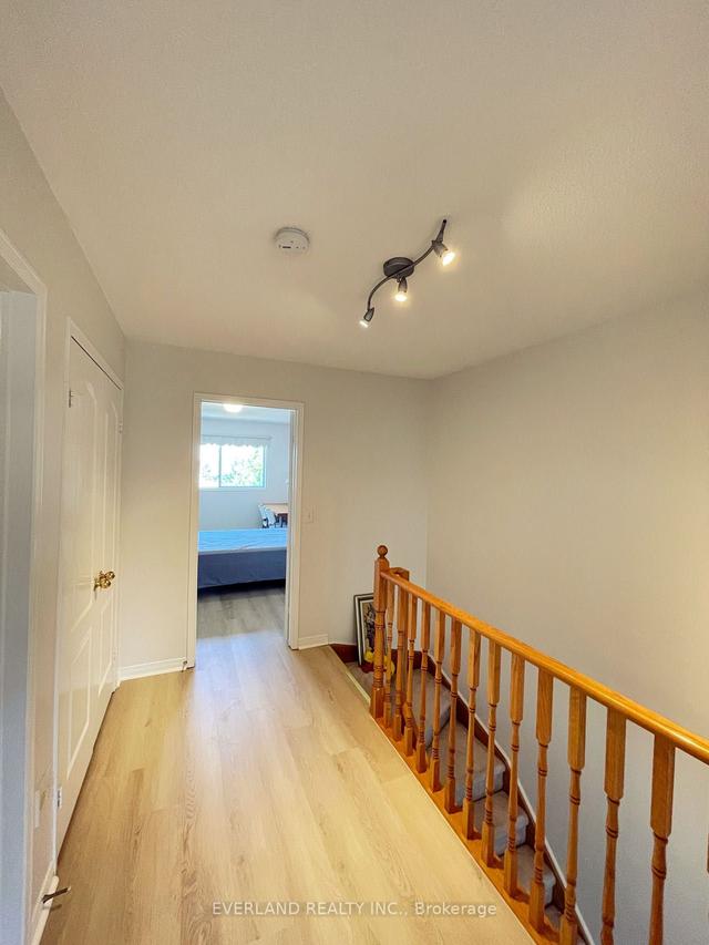 59 Jenkinson Way, Townhouse with 3 bedrooms, 4 bathrooms and 2 parking in Toronto ON | Image 3