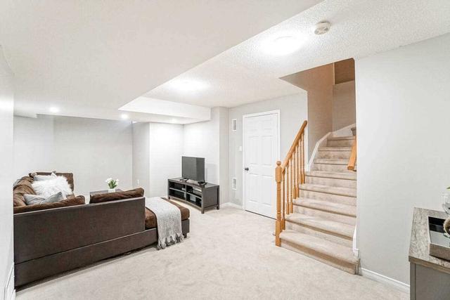 342 Black Dr, House attached with 3 bedrooms, 3 bathrooms and 3 parking in Milton ON | Image 27