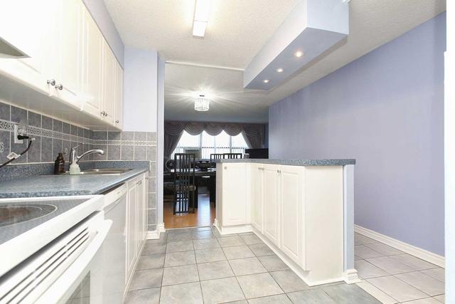 102 - 45 Sunrise Ave, Condo with 3 bedrooms, 2 bathrooms and 1 parking in Toronto ON | Image 18