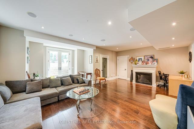 669 Bedford Park, House detached with 4 bedrooms, 6 bathrooms and 4 parking in Toronto ON | Image 29