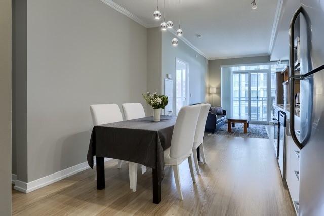 1011 - 98 Lillian St E, Condo with 1 bedrooms, 1 bathrooms and null parking in Toronto ON | Image 6