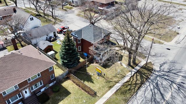 819 East Main St, House detached with 3 bedrooms, 2 bathrooms and 7 parking in Welland ON | Image 12