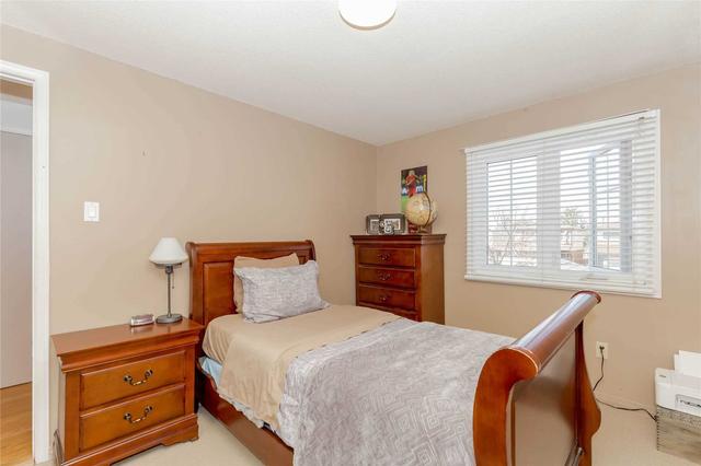 3158 Harris Cres, House detached with 4 bedrooms, 3 bathrooms and 4 parking in Mississauga ON | Image 13