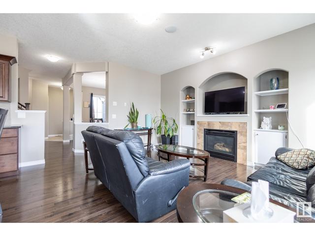 6323 18 Av Sw, House detached with 5 bedrooms, 3 bathrooms and null parking in Edmonton AB | Image 10