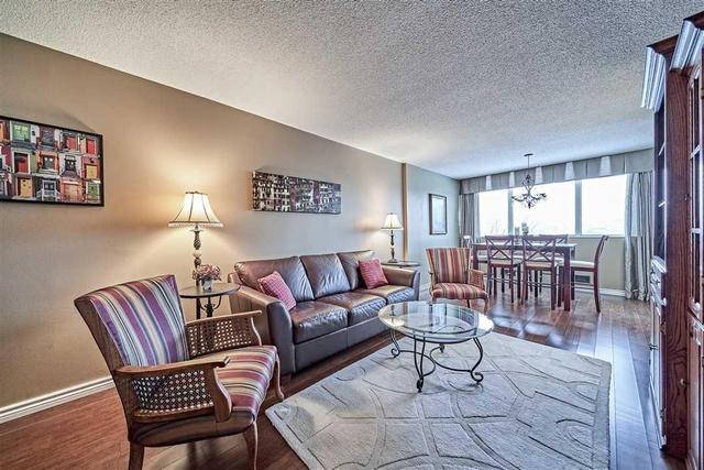 302 - 44 Falby Crt, Condo with 2 bedrooms, 2 bathrooms and 1 parking in Ajax ON | Image 4