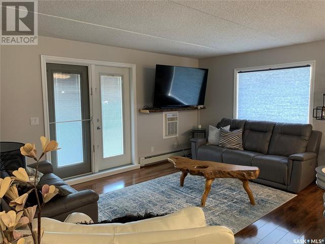 303 - 1140 Main Street, Condo with 2 bedrooms, 2 bathrooms and null parking in Humboldt SK | Image 13