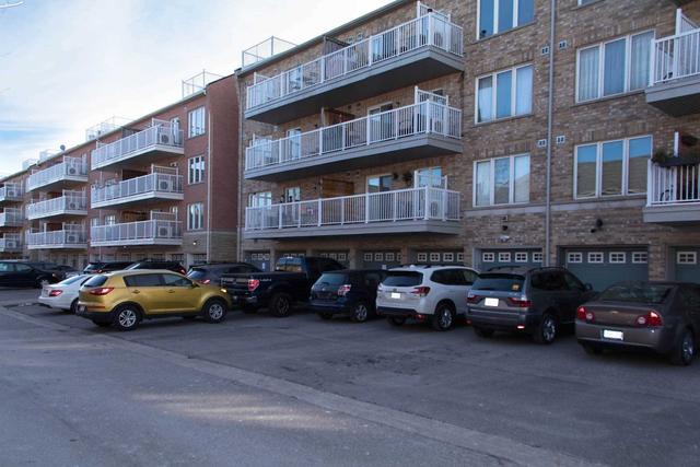 63 - 655a Warden Ave, Townhouse with 3 bedrooms, 2 bathrooms and 3 parking in Toronto ON | Image 10