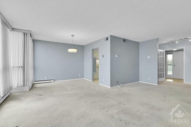 502 - 727 Richmond Road, Condo with 2 bedrooms, 2 bathrooms and 1 parking in Ottawa ON | Image 4