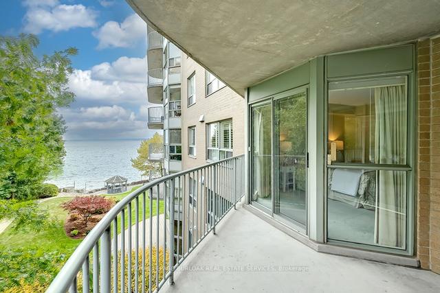 303 - 2190 Lakeshore Rd, Condo with 2 bedrooms, 2 bathrooms and 1 parking in Burlington ON | Image 19