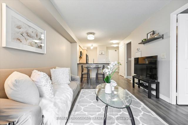 518 - 27 Rean Dr, Condo with 1 bedrooms, 2 bathrooms and 1 parking in Toronto ON | Image 2