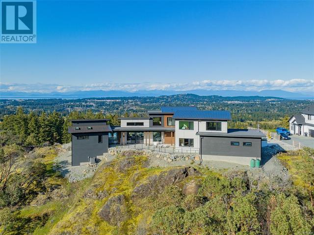 3230 Ferguson Rd, House detached with 4 bedrooms, 3 bathrooms and 3 parking in Nanaimo C BC | Image 78