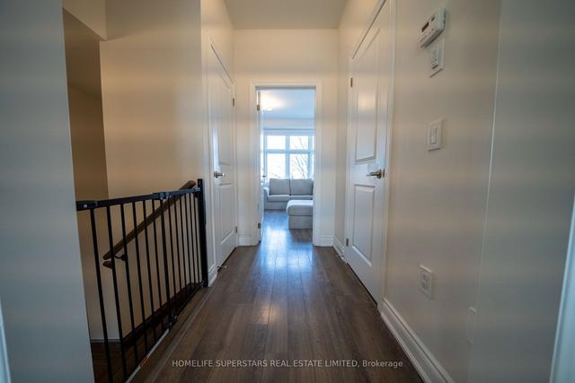 3036 Islington Ave, House attached with 3 bedrooms, 3 bathrooms and 2 parking in Toronto ON | Image 9