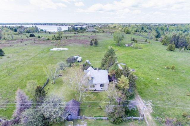 1253 Centennial Park Rd, House other with 3 bedrooms, 1 bathrooms and 5 parking in Kawartha Lakes ON | Image 1