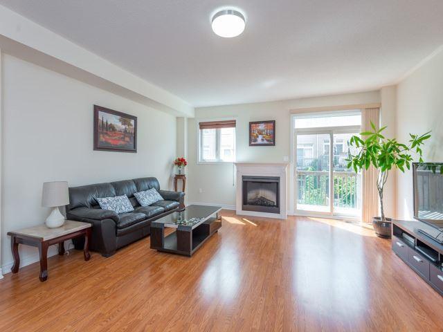 Unit 32 - 151 Silverwood Ave, House attached with 4 bedrooms, 4 bathrooms and 2 parking in Richmond Hill ON | Image 6