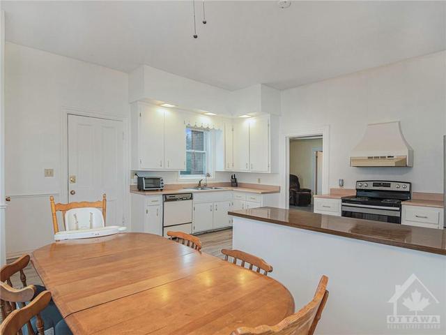17000 Mclean Road, House detached with 3 bedrooms, 3 bathrooms and 13 parking in North Stormont ON | Image 13