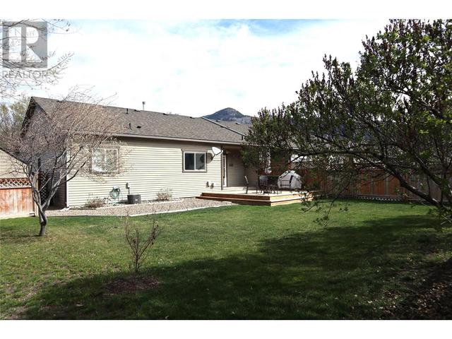 701 9th Avenue, House detached with 3 bedrooms, 2 bathrooms and 2 parking in Keremeos BC | Image 36