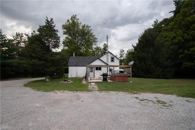 816 Charlotteville 8 Road, House detached with 2 bedrooms, 1 bathrooms and 11 parking in Norfolk County ON | Image 5