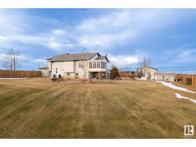 49157 Rge Rd 244, House detached with 5 bedrooms, 3 bathrooms and 12 parking in Leduc County AB | Image 6