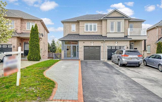 251 Terra Rd, House semidetached with 2 bedrooms, 4 bathrooms and 5 parking in Vaughan ON | Image 1